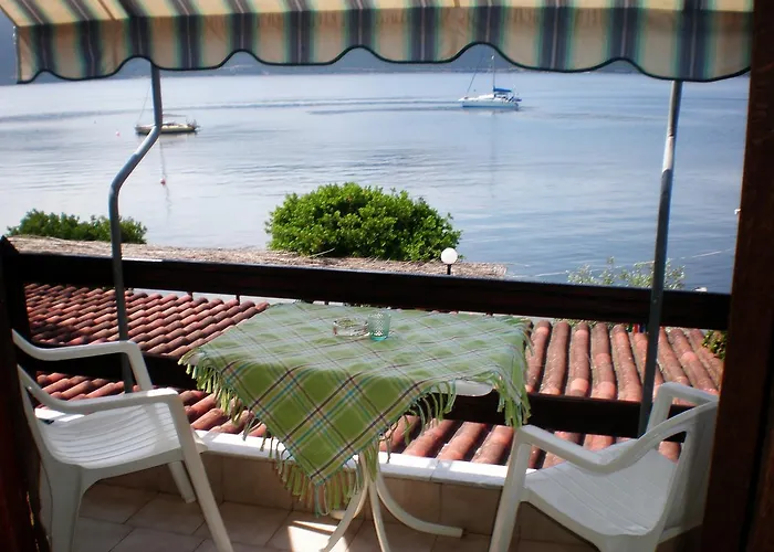 Salonikios * Pteleós