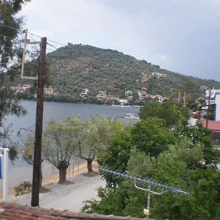 公寓 萨罗尼奇奥公寓 *