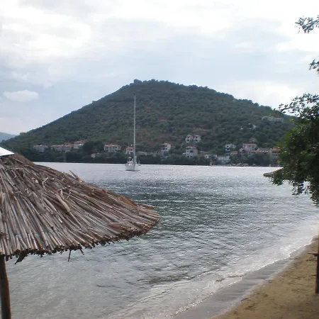 Salonikios Apartman Pteleósz